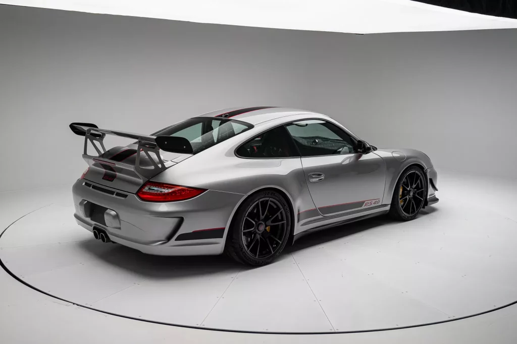 El Santo Grial de los Porsche 911 se pone a la venta por un precio desorbitado 2 Motor16 2011 Porsche 911 GT3 RS 4.0. Graham. Imagen trasera.