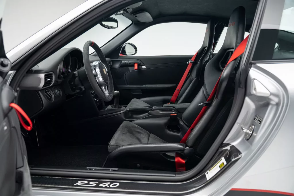 El Santo Grial de los Porsche 911 se pone a la venta por un precio desorbitado 23 Motor16 2011 Porsche 911 GT3 RS 4.0 Graham 5 Motor16