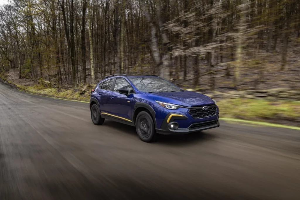El Subaru Crosstrek Hybrid tiene un 'peaje' de solo 1.725 euros 5 Motor16 2024 Subaru Crosstrek 1 Motor16