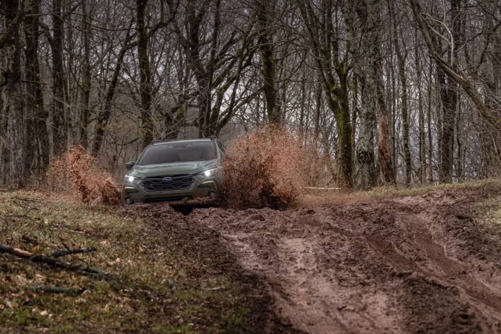 El Subaru Crosstrek Hybrid tiene un 'peaje' de solo 1.725 euros 9 Motor16 2024 Subaru Crosstrek 5 Motor16