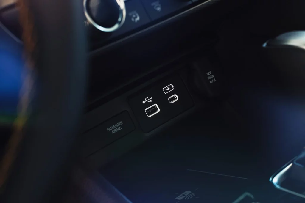 Acura Integra: El Civic más deportivo y exclusivo se pone a punto 47 Motor16 2025 Acura Integra 38 Motor16