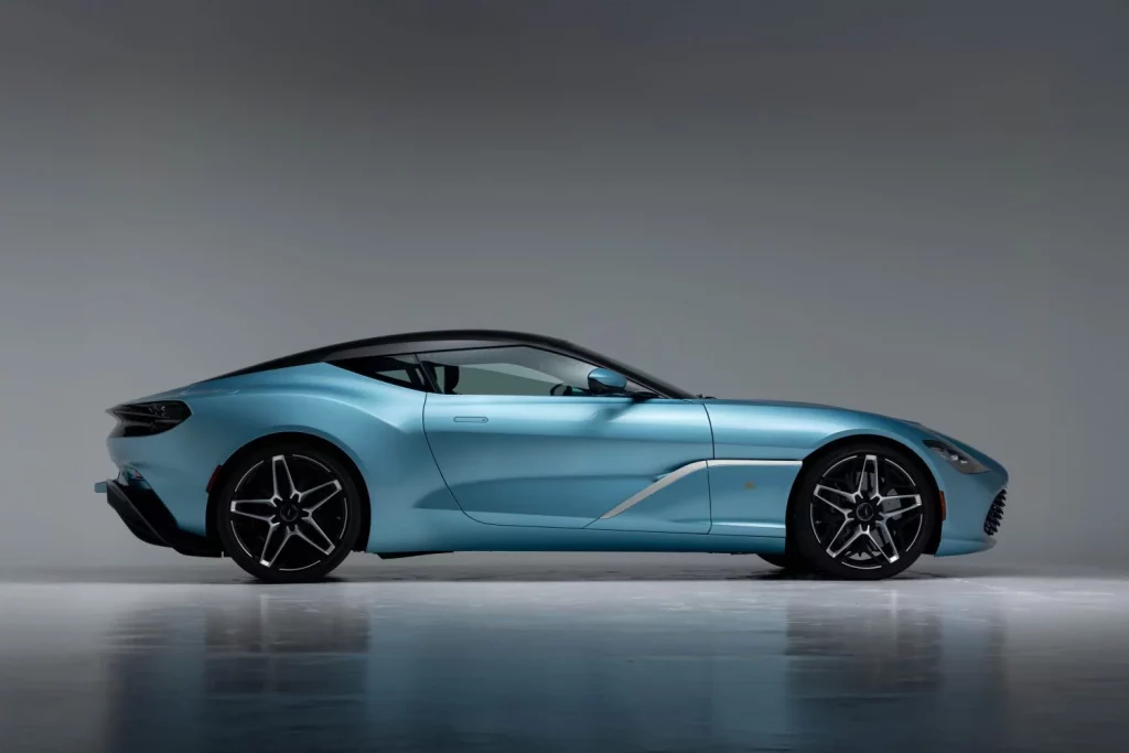 2025 Aston Martin Centenary Collection. Imagen DBS.