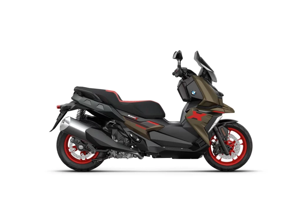 Si tienes el carné A2, BMW Motorrad pone la moto perfecta a tu disposición 8 Motor16 2025 BMW Motorrad Carne a2 4 Motor16
