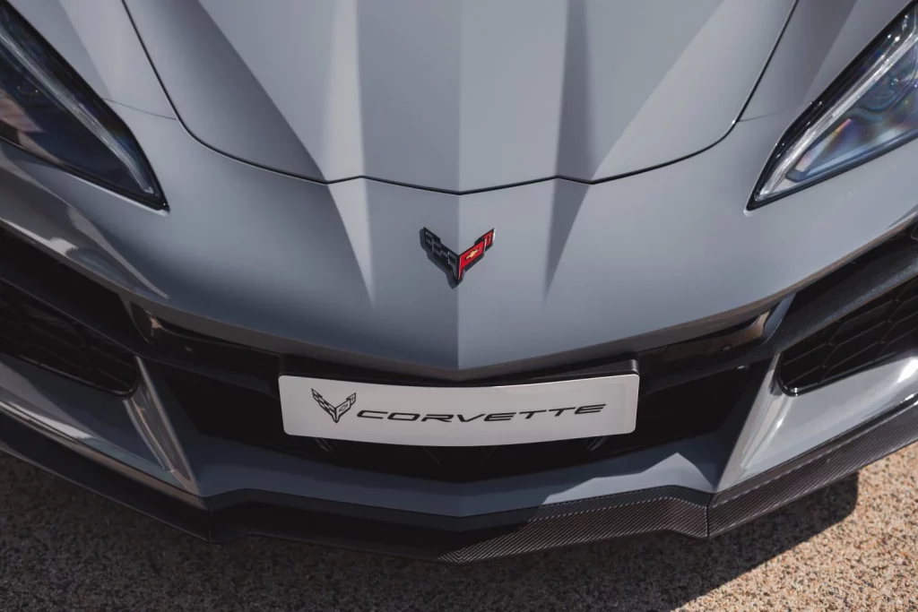 2025 Chevrolet Corvette E Ray 10 Motor16