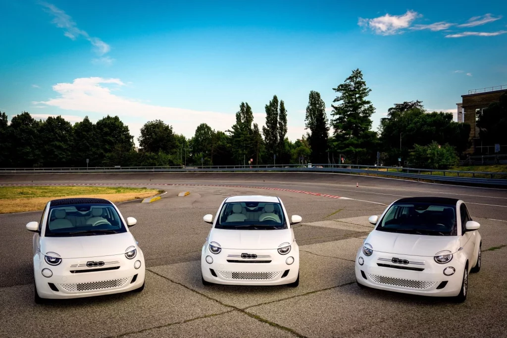 2025 Fiat 500 Hybrid. Mirafiori. Imagen versiones.