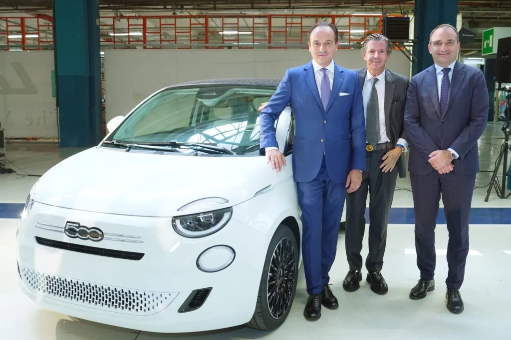 2025 Fiat 500 Hybrid. Mirafiori. Imagen directivos.