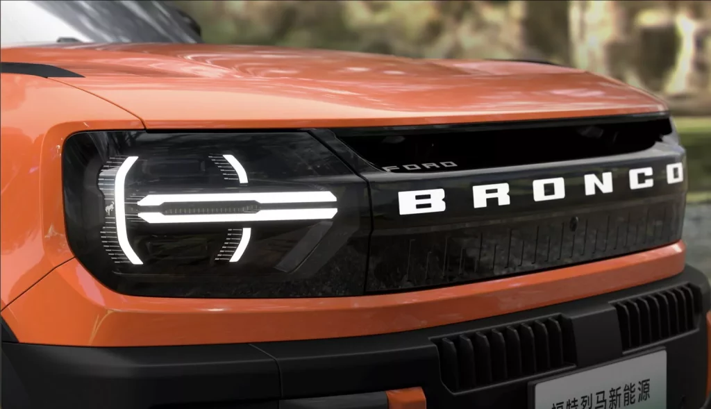 Así es la tercera versión del Ford Bronco, que solo disfrutarán en China 4 Motor16 2025 Ford Bronco New Energy. Imagen detalle.