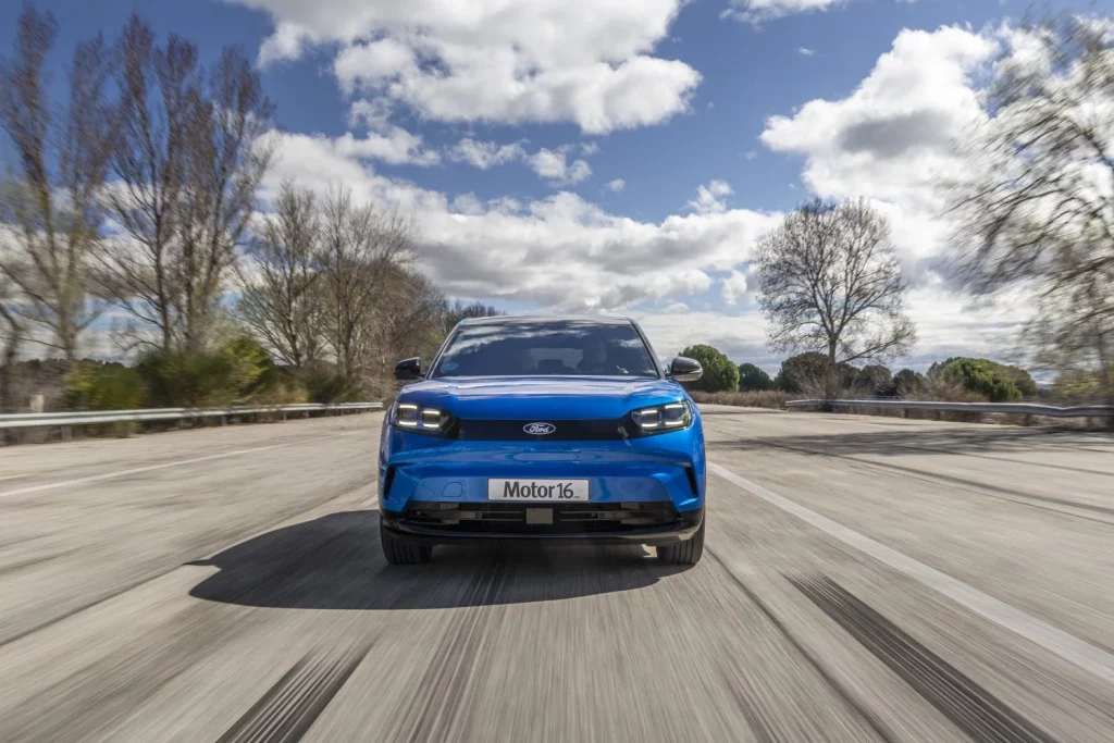 Probamos el Ford Capri AWD: A mí siempre me daban dos... motores 9 Motor16 2025 Ford Capri AWD Prueba 20 Motor16
