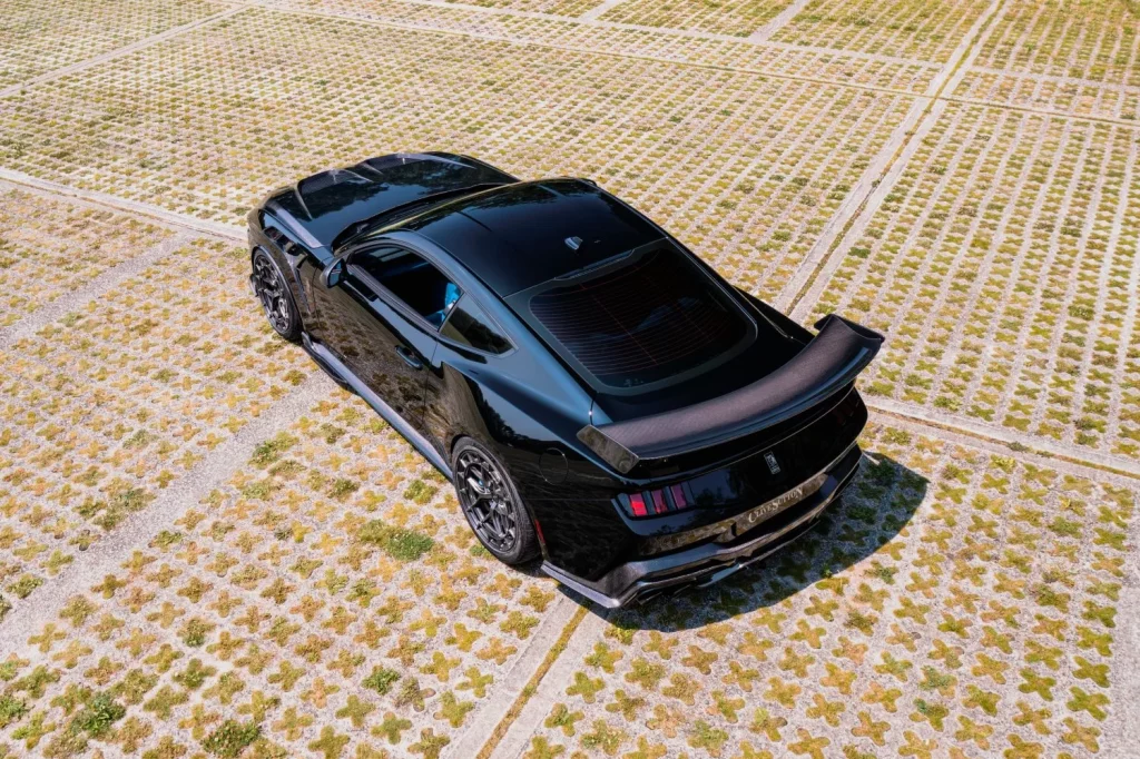 Este Ford Mustang es casi tan potente como un GTD y lo puedes comprar en Europa 10 Motor16 2025 Ford Mustang Clive Sutton 6 Motor16
