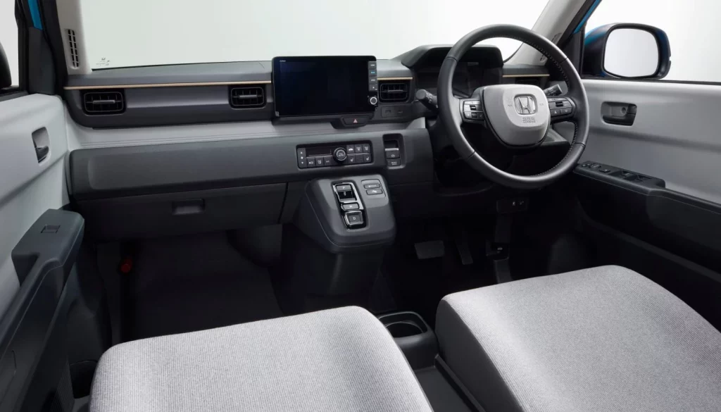 Honda N-One e: El kei car que tenía que ser eléctrico ya es una realidad 1 Motor16 2025 Honda N-One e: Imagen interior.