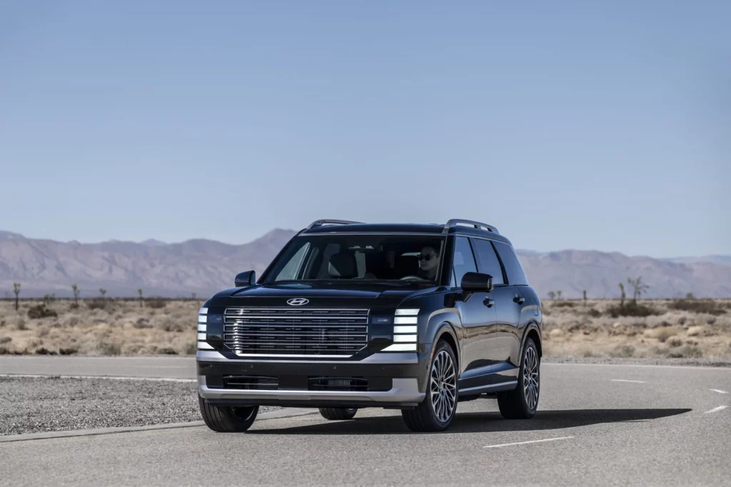 Hyundai Palisade: Un inmenso SUV a precio de Tucson 'de acceso' 2 Motor16 2025 Hyundai Palisade. USA. Imagen movimiento.