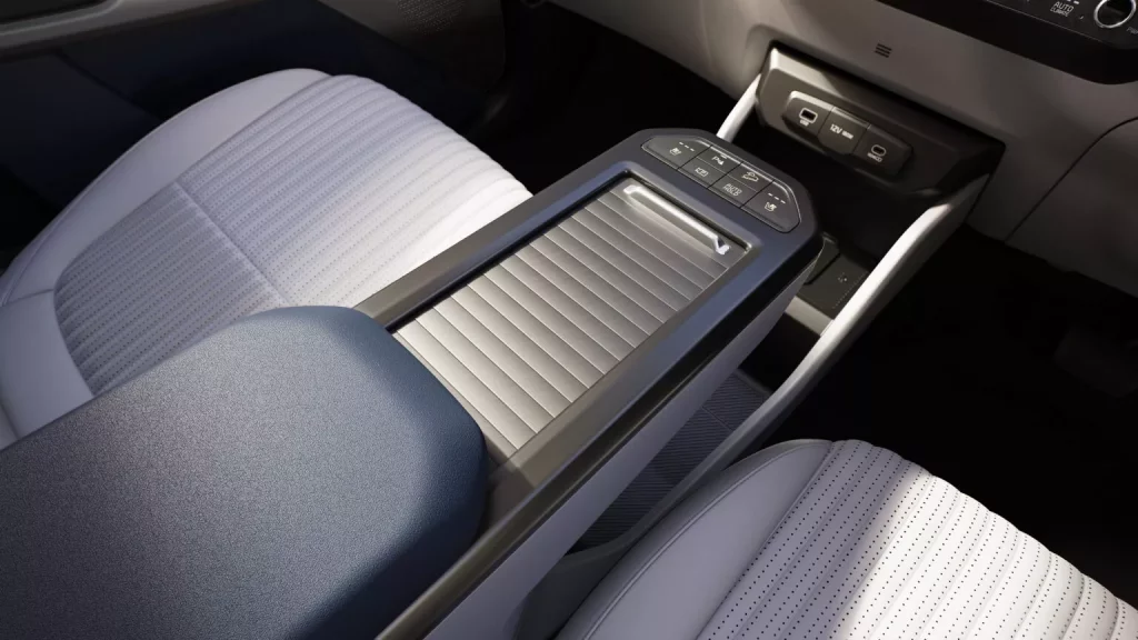 2025 Kia Carens Clavis EV 12 Motor16