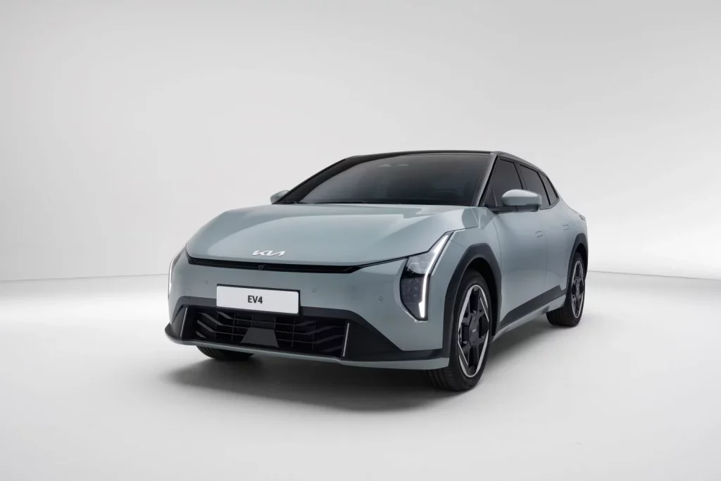 Kia EV4 Fastback: 1.730 euros más caro que sin ese Fastback 5 Motor16 2025 Kia EV4 Fastback 8 Motor16