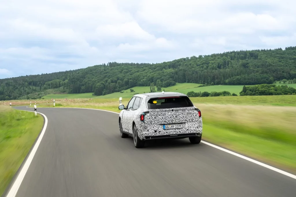 2025 Kia EV4 Nurburgring Test 11 Motor16