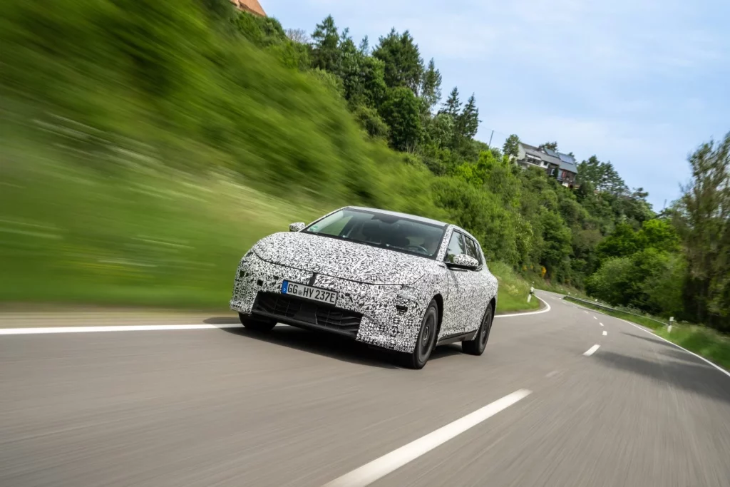 2025 Kia EV4 Nurburgring Test 12 Motor16