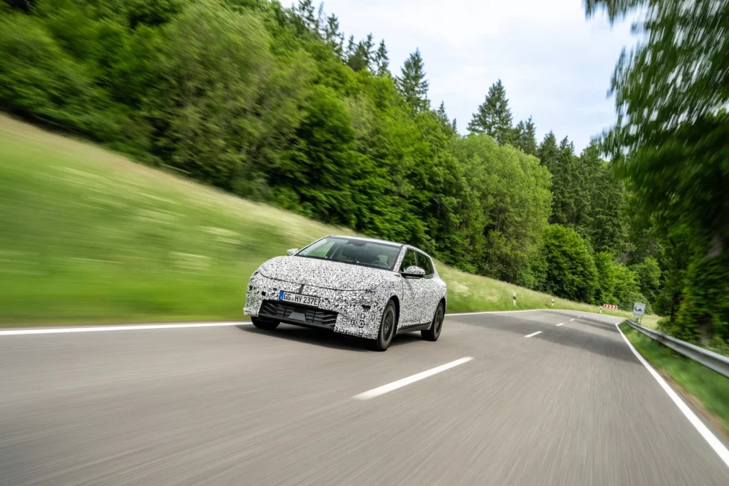 2025 Kia EV4 Nurburgring Test 15 Motor16