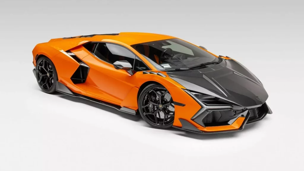 Vorsteiner ha creado un traje de carbono para el Lamborghini Revuelto que cuesta una fortuna 8 Motor16 2025 Lamborghini Revuelto Vorsteiner 5 Motor16