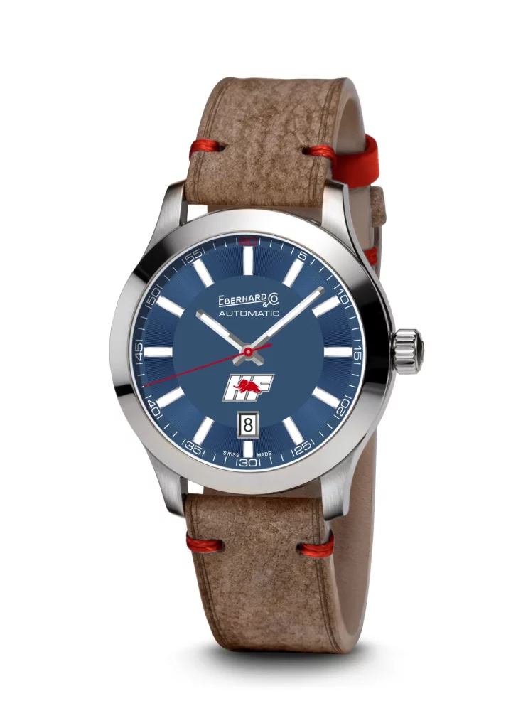 El deportivo Lancia Ypsilon HF ya tiene un reloj a juego y firmado por Eberhard & Co. 2 Motor16 2025 Lancia Ypsilon HF. Reloj Eberhard & Co. Imagen reloj.