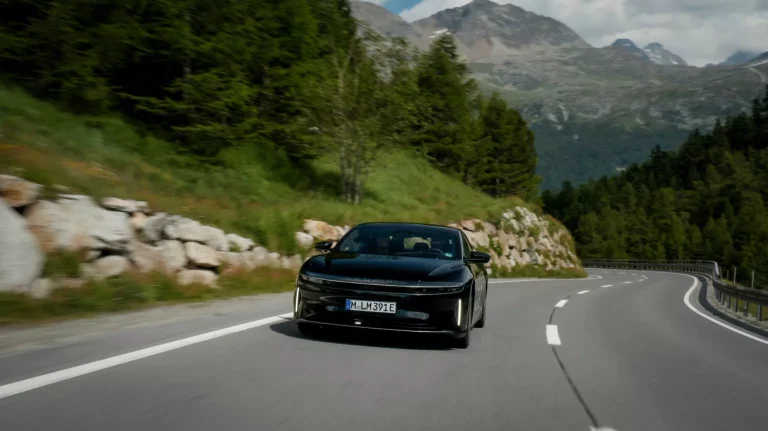 El Lucid Air entra en el Libro Guinness por un viaje de Tarifa a Gerona sin parar