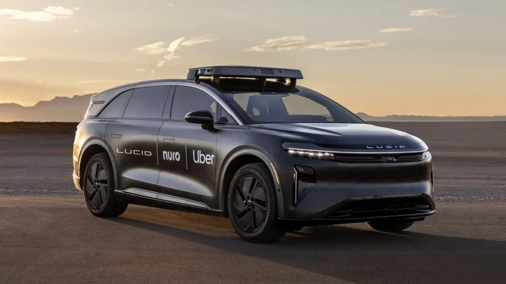 Uber ayudará a Lucid Motors a plantar cara a Tesla como sólo ellos saben hacer 1 Motor16 2025 Lucid Gravity. Uber. Robotaxi. Imagen estática.