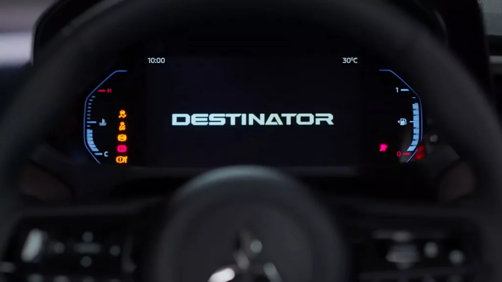 Mitsubishi Destinator: El SUV de 7 plazas que no esperabas... y que no verás 22 Motor16 2025 Mitsubishi Destinator Indonesia 24 Motor16