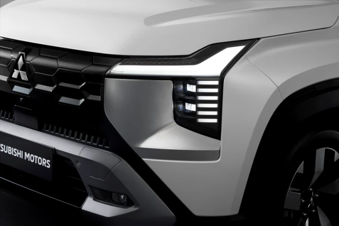 Mitsubishi Destinator: El SUV de 7 plazas que no esperabas... y que no verás 12 Motor16 2025 Mitsubishi Destinator Indonesia 4 Motor16