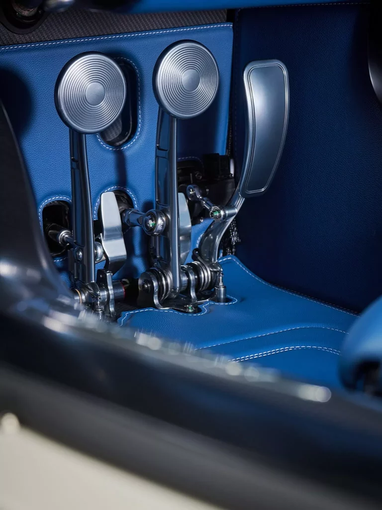 2025 Pagani Utopia The Coyote 9 Motor16