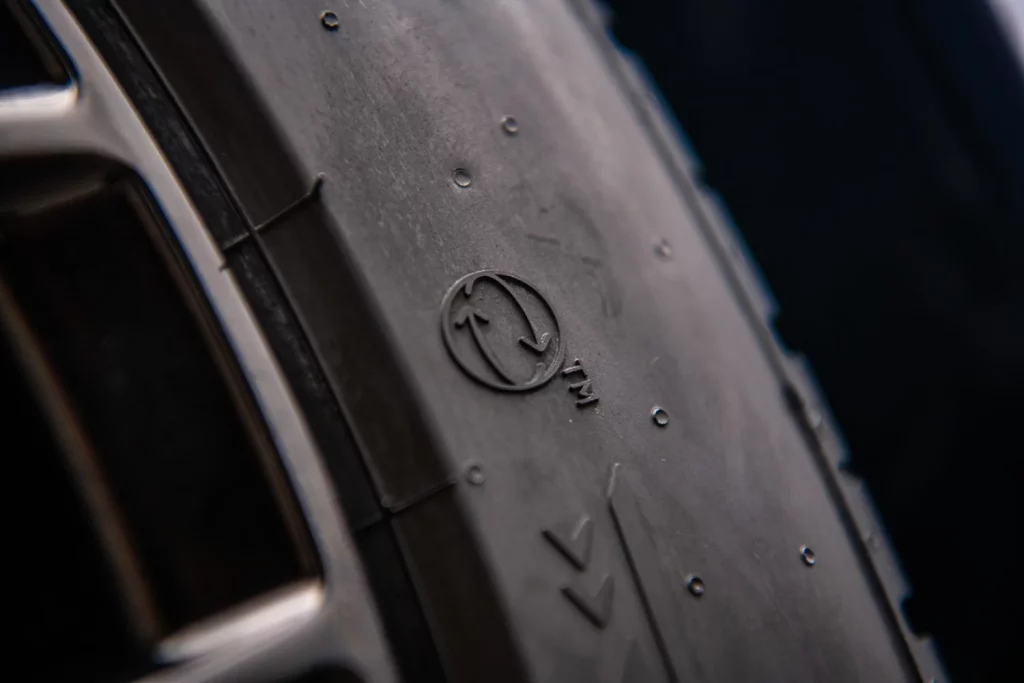 2025 Pirelli neumáticos sostenibles. Imagen portada.