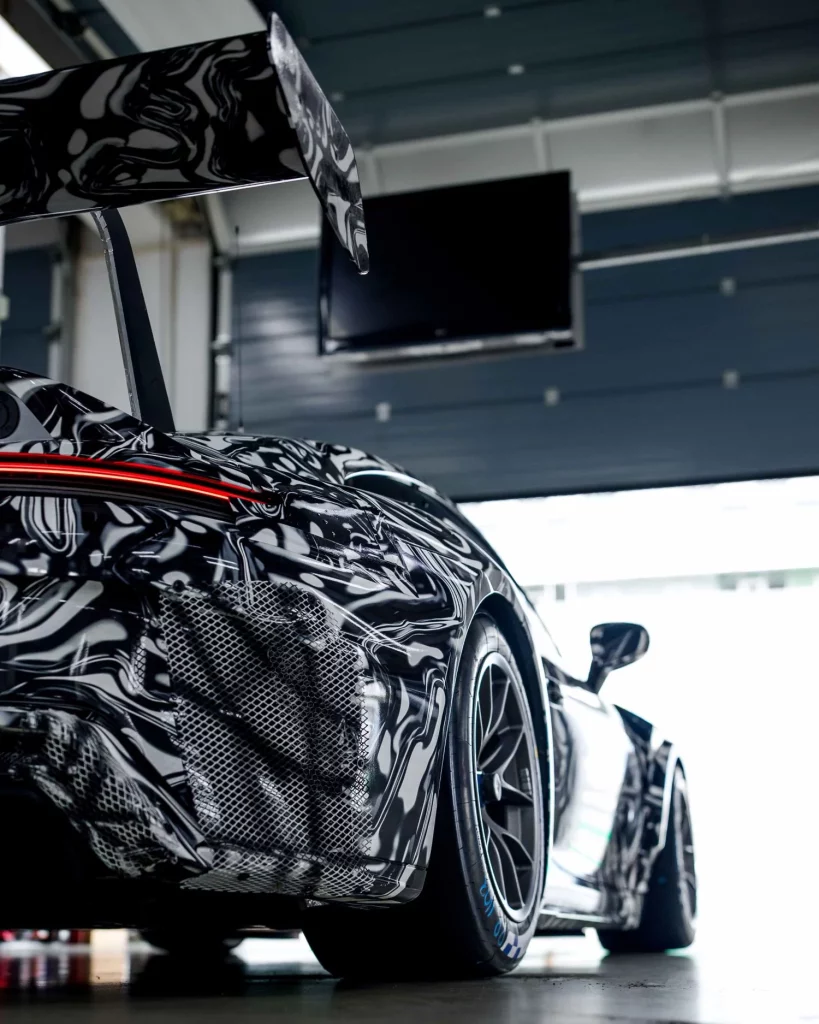 2025 Porsche 911 GT3 Cup Teaser 3 Motor16
