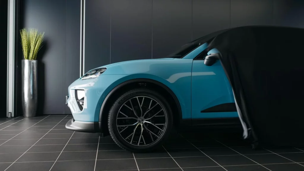 2025 Porsche Macan 1 millón. Imagen detalle.