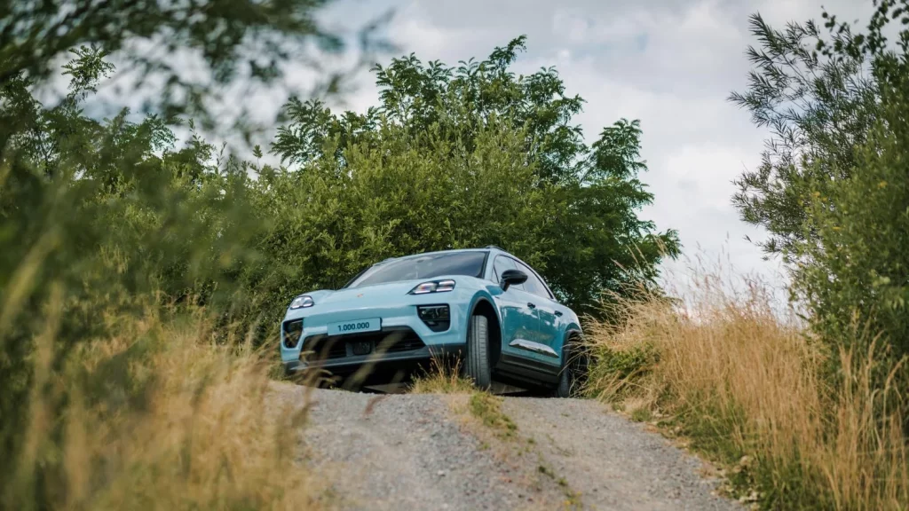 2025 Porsche Macan 1 millon 9 Motor16