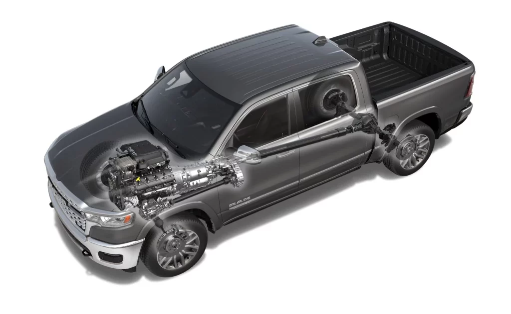 RAM rescata un motor legendario para su RAM 1500 y vende 10.000 en 24 horas 13 Motor16 2025 RAM 1500 HEMI Motor 3 Motor16