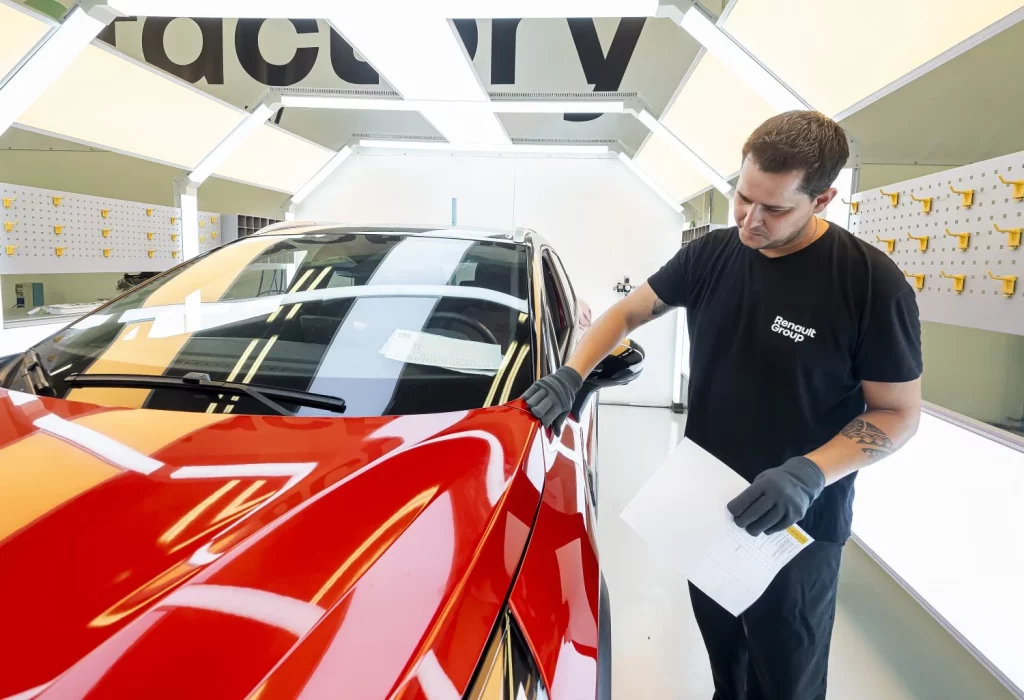 Refactory Valladolid ya funciona a pleno rendimiento 17 Motor16 2025 Refactory Valladolid Renault 13 Motor16