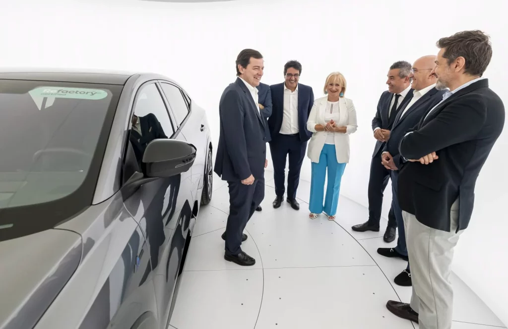 Refactory Valladolid ya funciona a pleno rendimiento 9 Motor16 2025 Refactory Valladolid Renault 4 Motor16