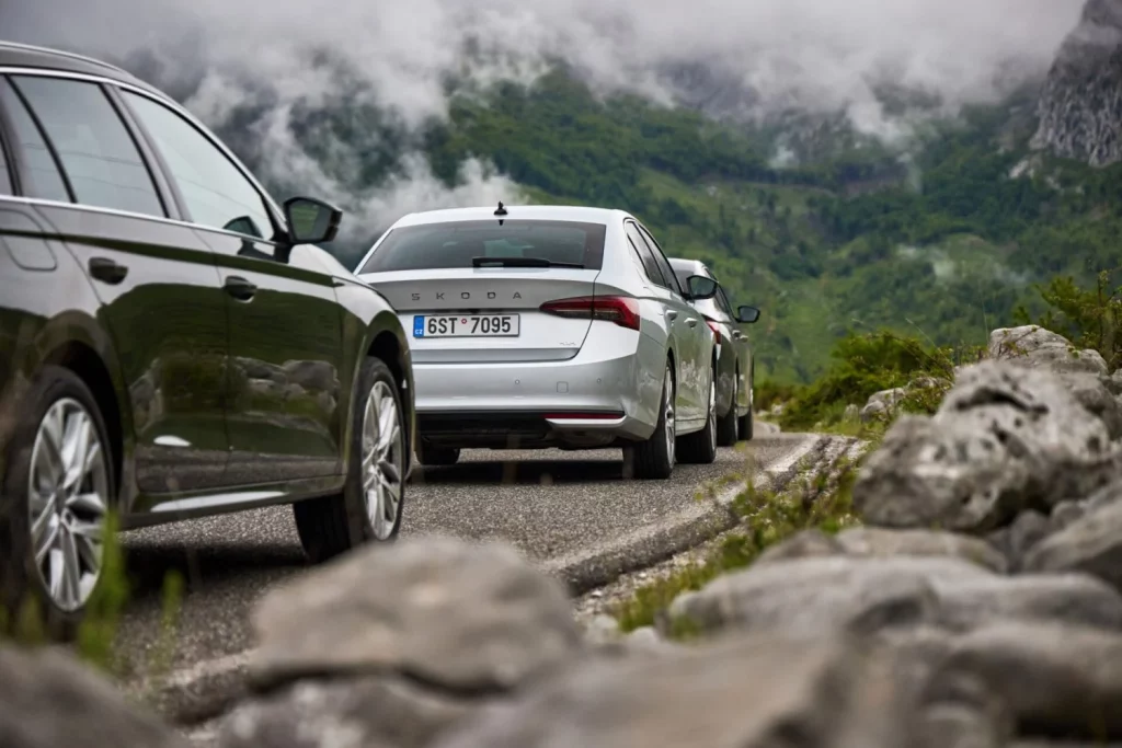 Las versiones 4x4 de los Škoda Octavia y Karoq son la clave para explorar Albania 23 Motor16 2025 Skoda Octavia Karoq Albania 18 Motor16