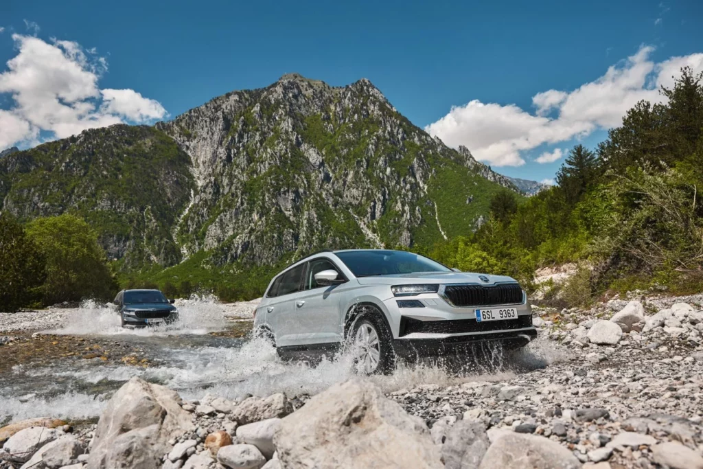 Las versiones 4x4 de los Škoda Octavia y Karoq son la clave para explorar Albania 41 Motor16 2025 Skoda Octavia Karoq Albania 36 Motor16