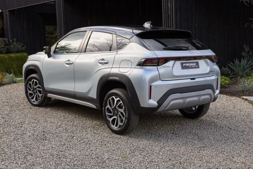 2025 Suzuki Fronx Hybrid. Australia. Imagen trasera.