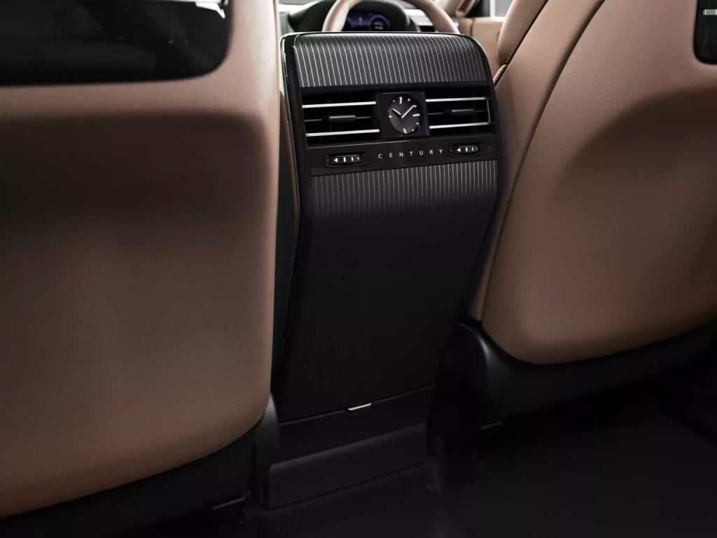 2025 Toyota Century SUV 18 Motor16