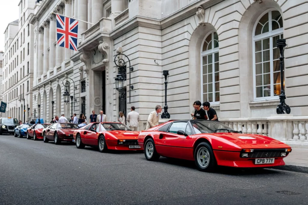 La exclusiva celebración londinense de los 50 años del Ferrari 308 GTB 4 Motor16 50 ANIVERSARIO FERRARI 308 GTB LONDRES 1 Motor16