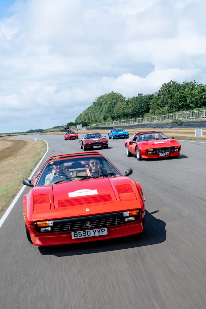 La exclusiva celebración londinense de los 50 años del Ferrari 308 GTB 6 Motor16 50 ANIVERSARIO FERRARI 308 GTB LONDRES 3 Motor16