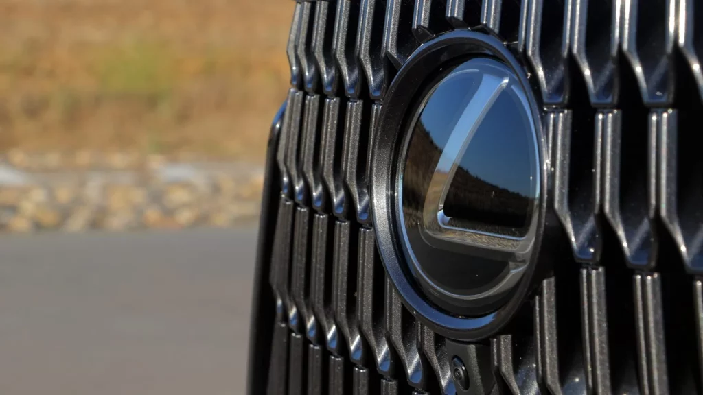 Prueba del Lexus NX 450h+ Luxury: El SUV que pretende contentar a todos 14 Motor16 Prueba del Lexus NX 450h+ Luxury