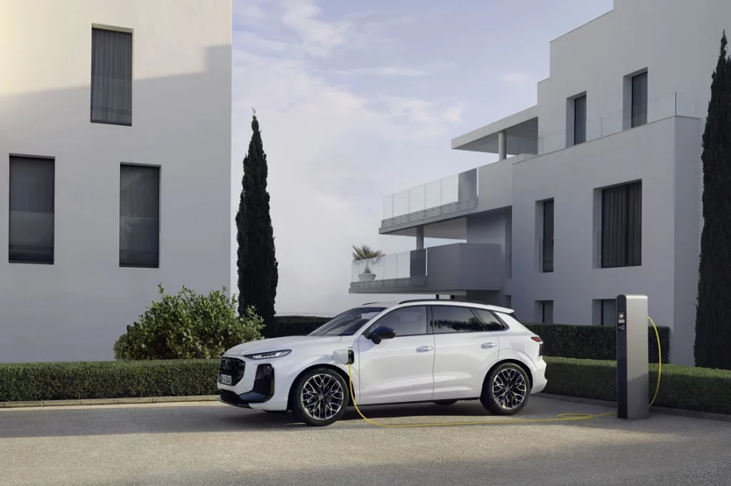 Llega el Audi Q3 e-hybrid: eficiencia PHEV con alma deportiva 9 Motor16 A250945 medium Motor16