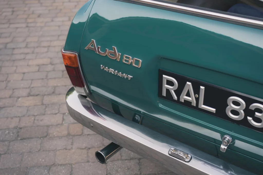 Audi 80 Variant 011 Motor16