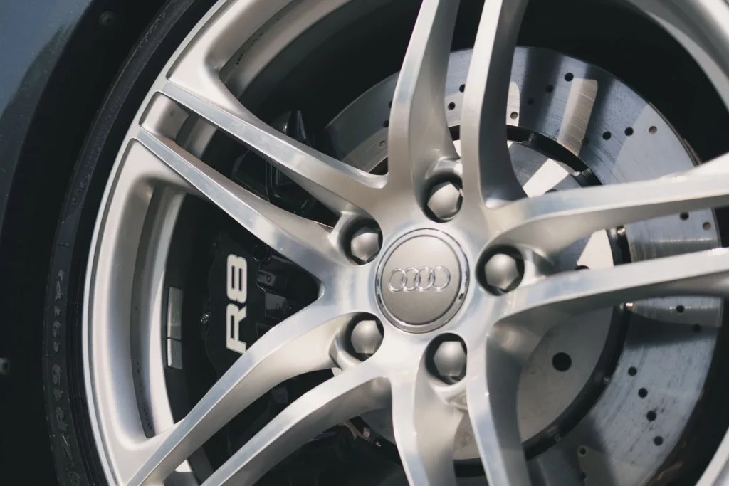 Audi R8 V8 05 Motor16