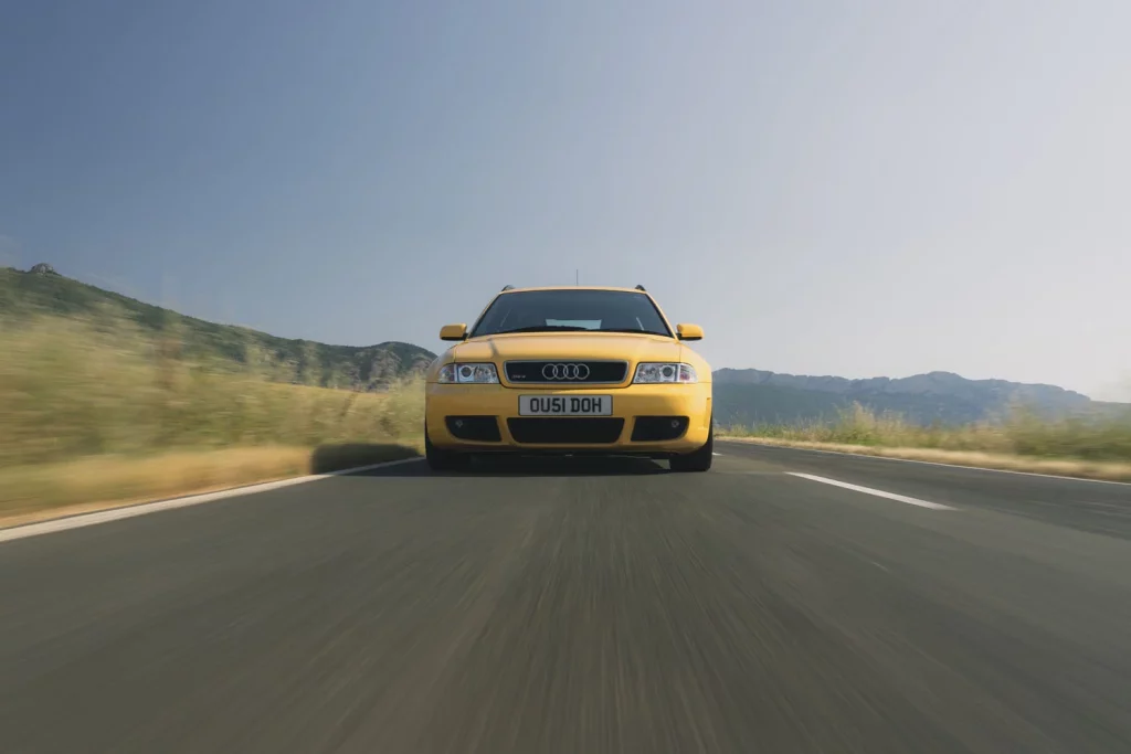 Audi RS4 Avant Motor16