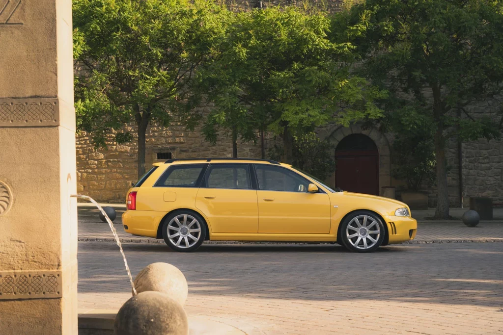 Audi RS4 Avant 04 Motor16