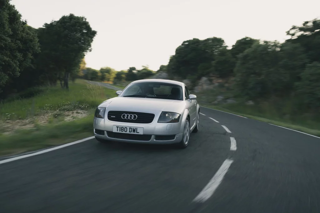 Audi TT Motor16