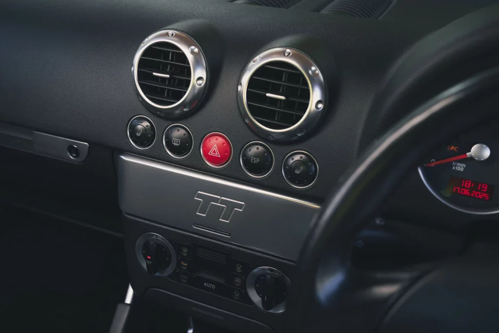 Audi TT 06 Motor16