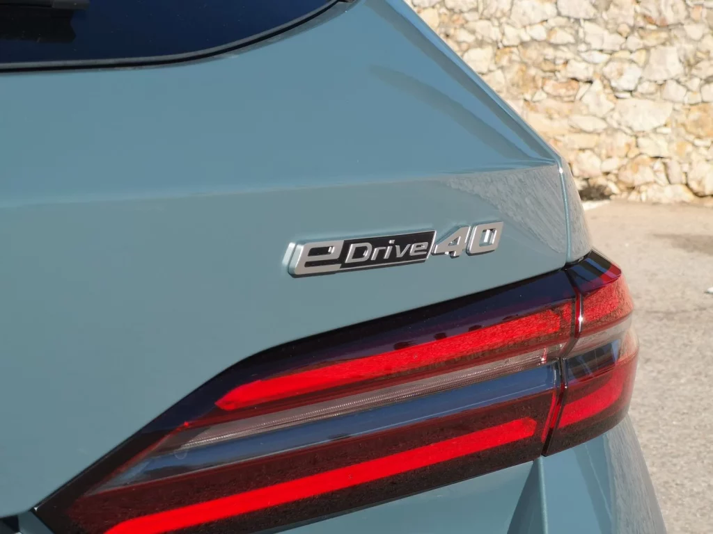 Prueba del BMW i5 eDrive40 Touring: Un eléctrico de largo recorrido 10 Motor16 BMW i5 Touring eDrive40 13 Motor16