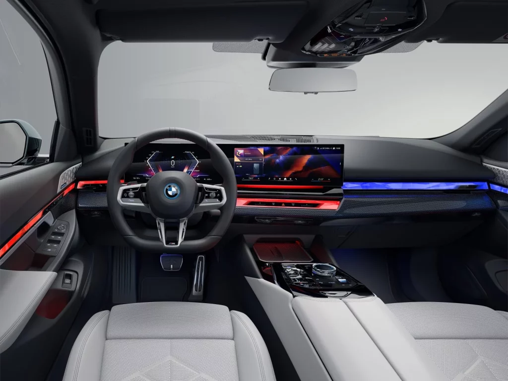 Prueba del BMW i5 eDrive40 Touring: Un eléctrico de largo recorrido 13 Motor16 BMW i5 eDrive40 Touring 1 Motor16